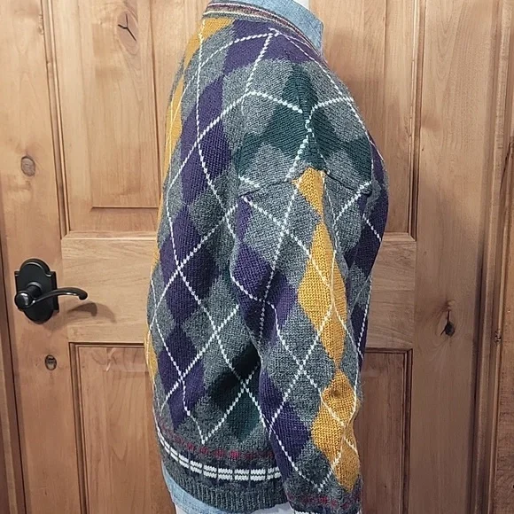 Vintage Wool Argyle Cardigan - Picture 4 of 11